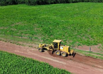 Gestão municipal avança com recuperação de estradas vicinais em Silvanópolis