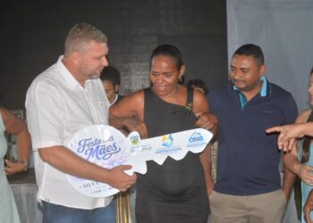 Festa das Mães reúne mais de 1.500 mulheres em Silvanópolis e emociona com sorteio de duas casas