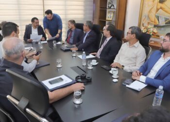 Governador Wanderlei Barbosa reúne equipe de governo para definir cronograma de obras
